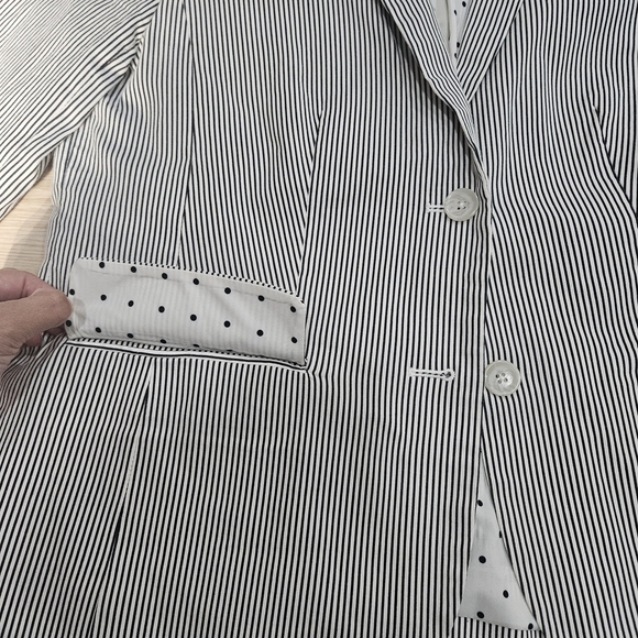 Talbots Stripped Seersucker Blazer Size 8 - Picture 3 of 6